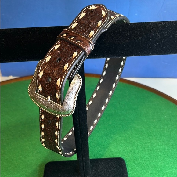 NOCONA BELT CO. LACING EMBOSSED FLORAL CONTRAST WESTERN MENS BELT   SZ 32 - Picture 1 of 14